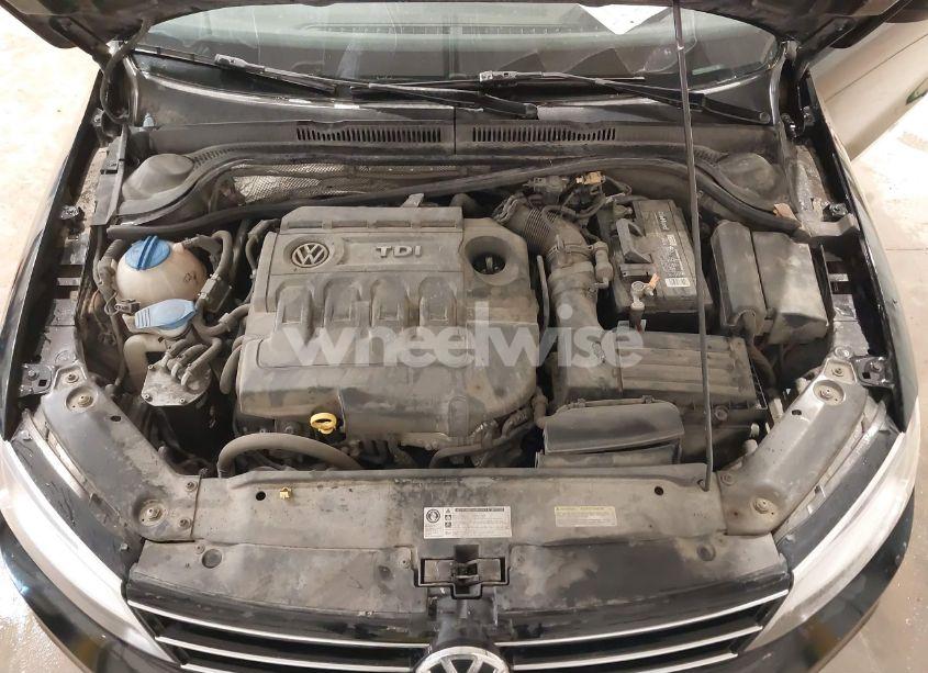 Photo 10 of 2015 Volkswagen Jetta 2.0L TDI S (VIN 3VWLA7AJ2FM341784)