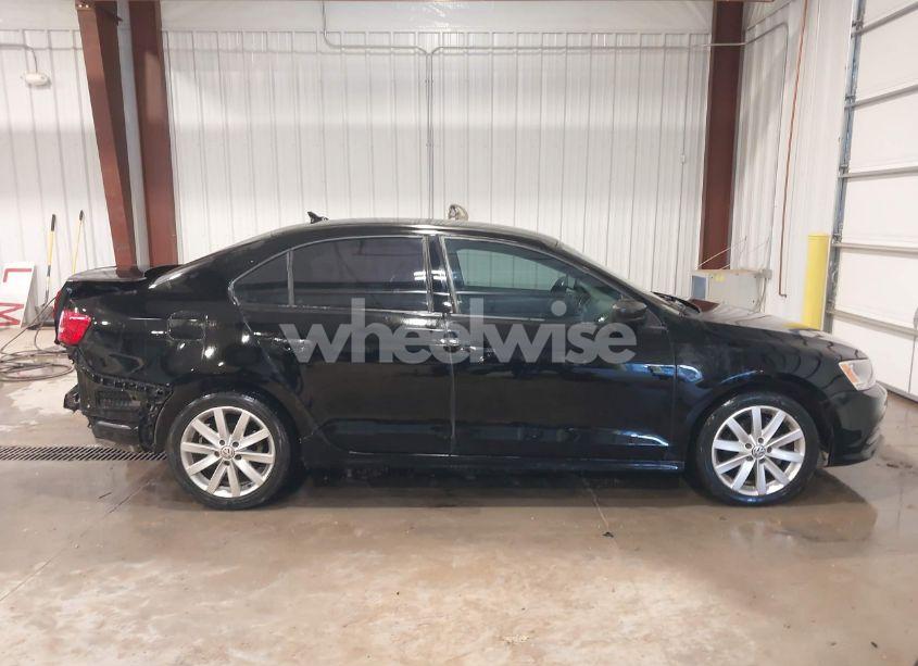 Photo 14 of 2015 Volkswagen Jetta 2.0L TDI S (VIN 3VWLA7AJ2FM341784)