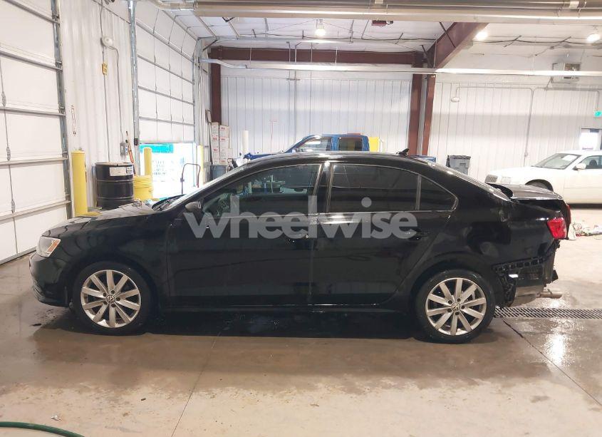Photo 15 of 2015 Volkswagen Jetta 2.0L TDI S (VIN 3VWLA7AJ2FM341784)