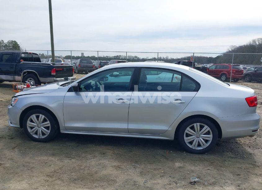 Photo 14 of 2015 Volkswagen Jetta 2.0L TDI S (VIN 3VWLA7AJ4FM280812)