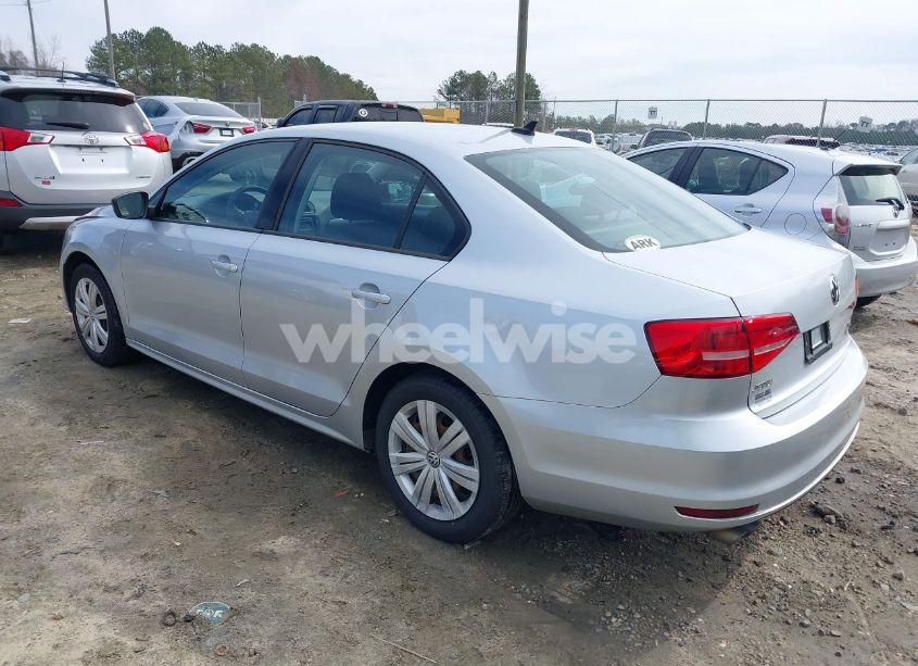 Photo 3 of 2015 Volkswagen Jetta 2.0L TDI S (VIN 3VWLA7AJ4FM280812)