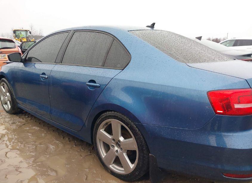 Photo 14 of 2015 Volkswagen Jetta 2.0L TDI S (VIN 3VWLA7AJ5FM292399)