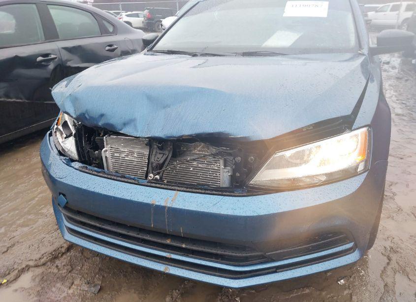 Photo 6 of 2015 Volkswagen Jetta 2.0L TDI S (VIN 3VWLA7AJ5FM292399)