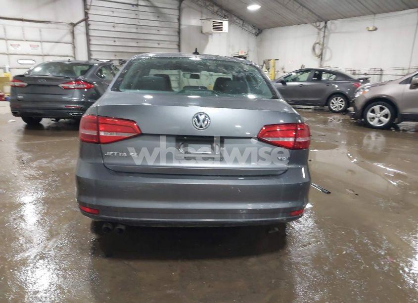 Photo 16 of 2015 Volkswagen Jetta 2.0L TDI SE (VIN 3VWLA7AJ5FM420690)