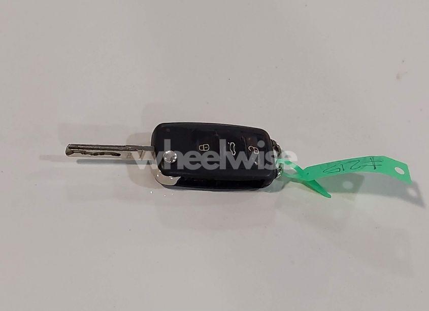 Photo 11 of 2015 Volkswagen Jetta 2.0L TDI SE (VIN 3VWLA7AJ7FM296633)