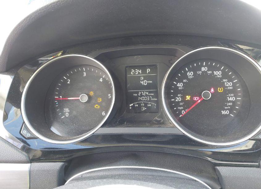 Photo 7 of 2015 Volkswagen Jetta 2.0L TDI SE (VIN 3VWLA7AJ7FM329288)