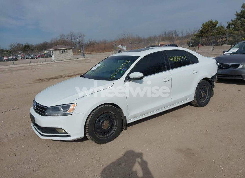 Photo 2 of 2015 Volkswagen Jetta 2.0L TDI SEL (VIN 3VWLA7AJ8FM204381)
