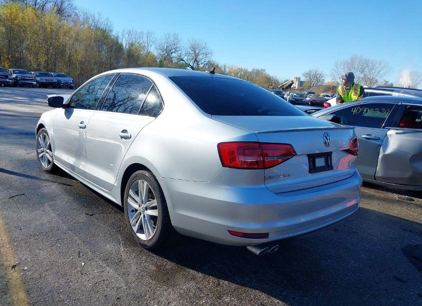 Photo 3 of 2015 Volkswagen Jetta 2.0L TDI SEL (VIN 3VWLA7AJ9FM262712)