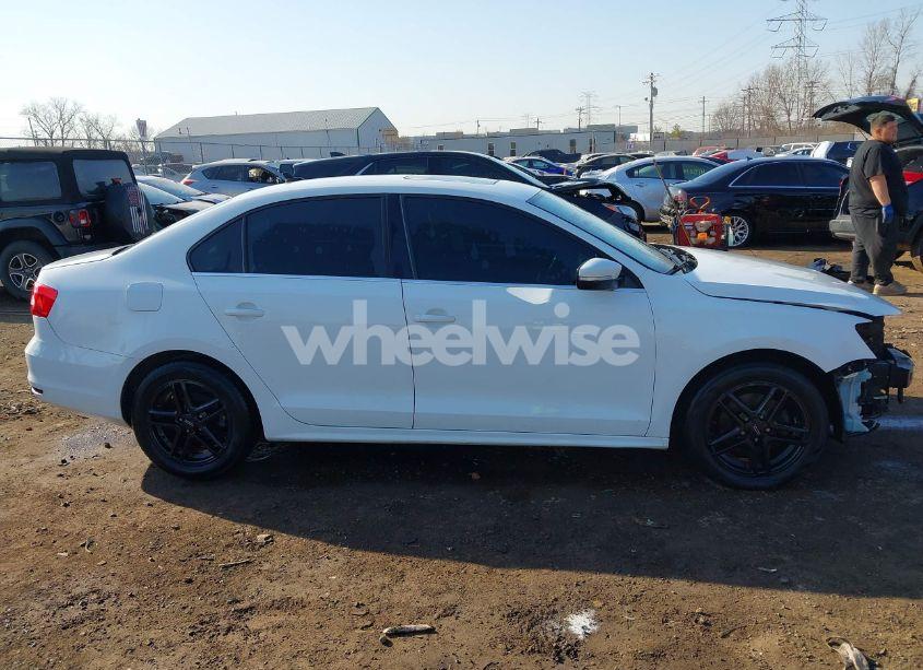 Photo 14 of 2015 Volkswagen Jetta 2.0L TDI SE (VIN 3VWLA7AJXFM347283)