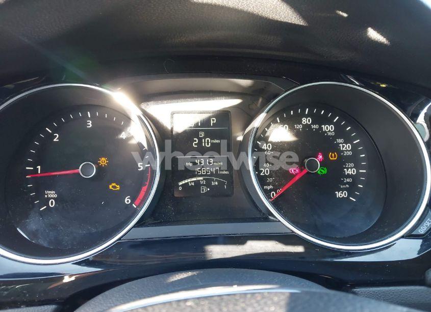 Photo 7 of 2015 Volkswagen Jetta 2.0L TDI SE (VIN 3VWLA7AJXFM347283)