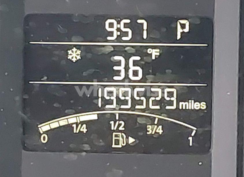 Photo 16 of 2011 Volkswagen Jetta 2.0L TDI (VIN 3VWLL7AJ0BM048535)