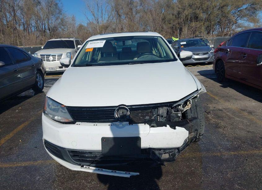 Photo 6 of 2011 Volkswagen Jetta 2.0L TDI (VIN 3VWLL7AJ0BM070602)