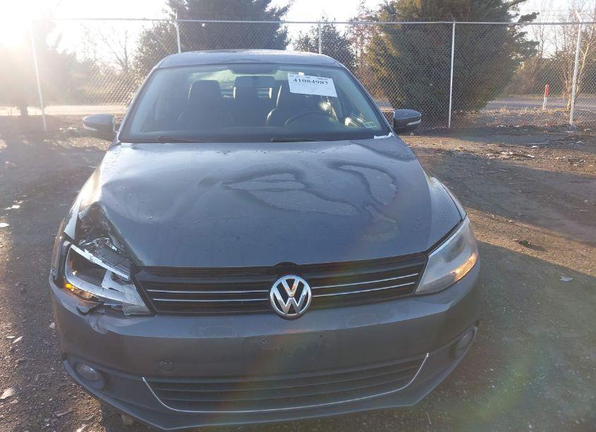 Photo 12 of 2011 Volkswagen Jetta 2.0L TDI (VIN 3VWLL7AJ0BM125775)