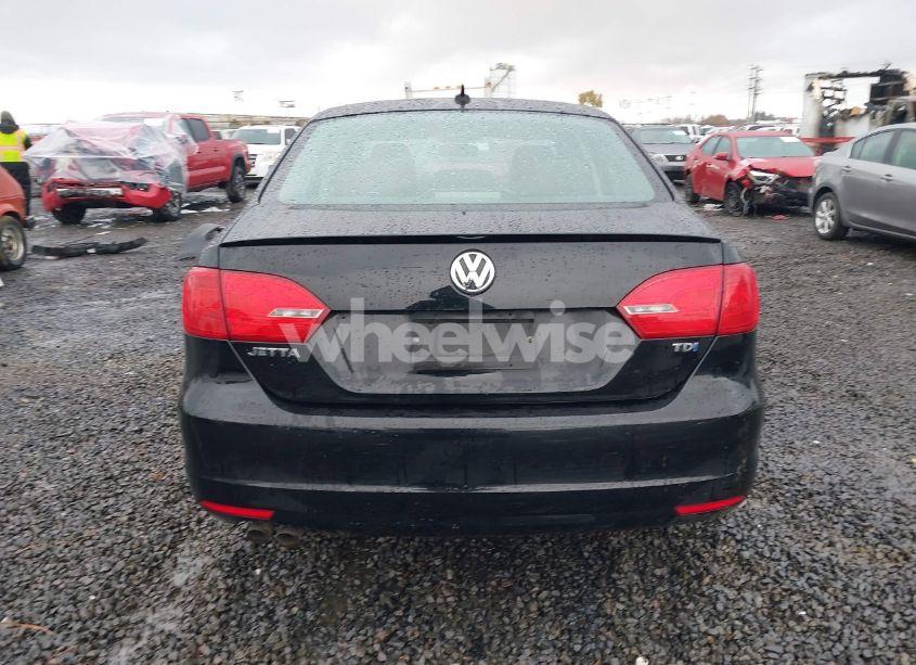 Photo 17 of 2012 Volkswagen Jetta 2.0L TDI (VIN 3VWLL7AJ0CM471472)