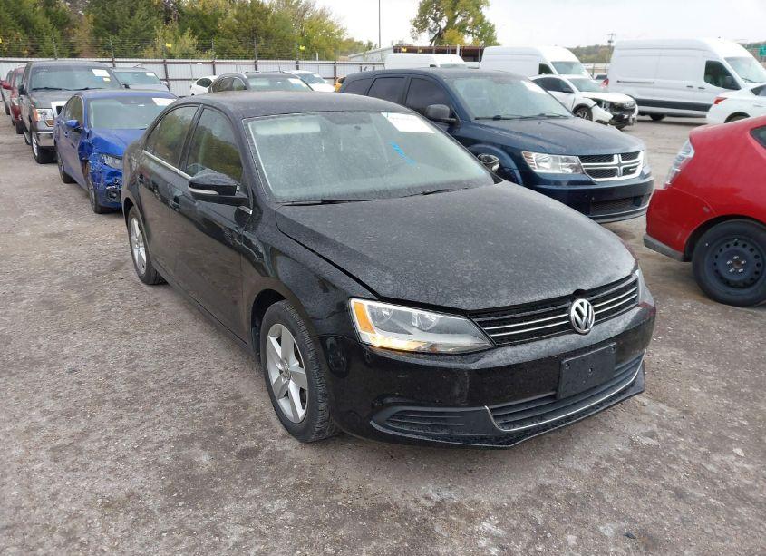 2013 Volkswagen Jetta 2.0L TDI (VIN 3VWLL7AJ0DM434942) main photo