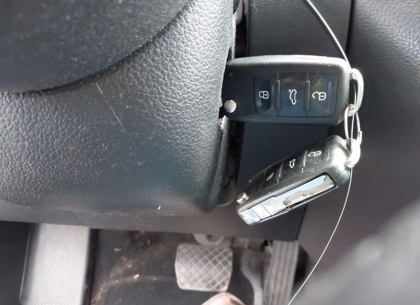 Photo 11 of 2013 Volkswagen Jetta 2.0L TDI (VIN 3VWLL7AJ0DM434942)