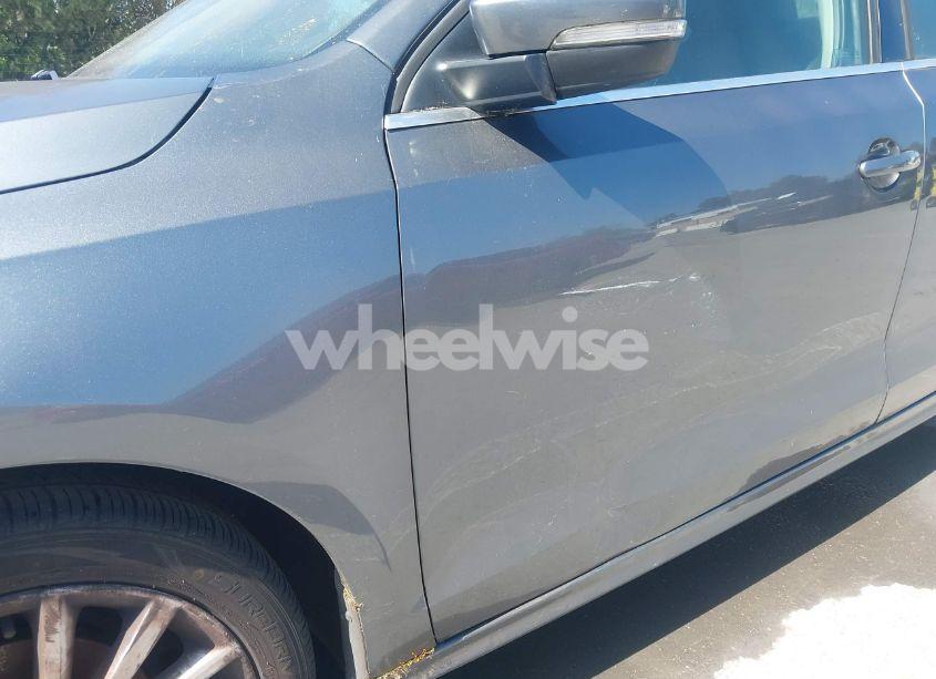 Photo 6 of 2014 Volkswagen Jetta 2.0L TDI (VIN 3VWLL7AJ0EM373402)