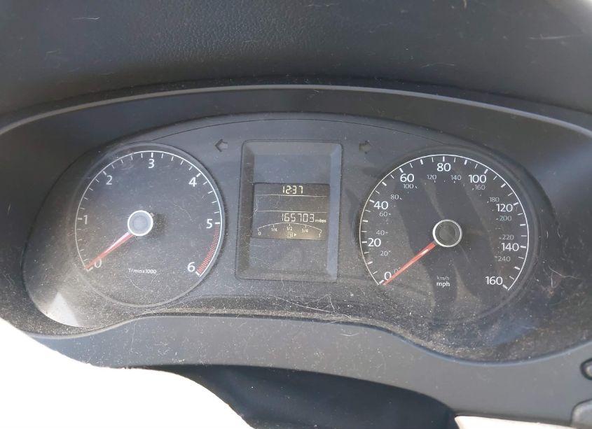 Photo 6 of 2011 Volkswagen Jetta 2.0L TDI (VIN 3VWLL7AJ1BM097968)