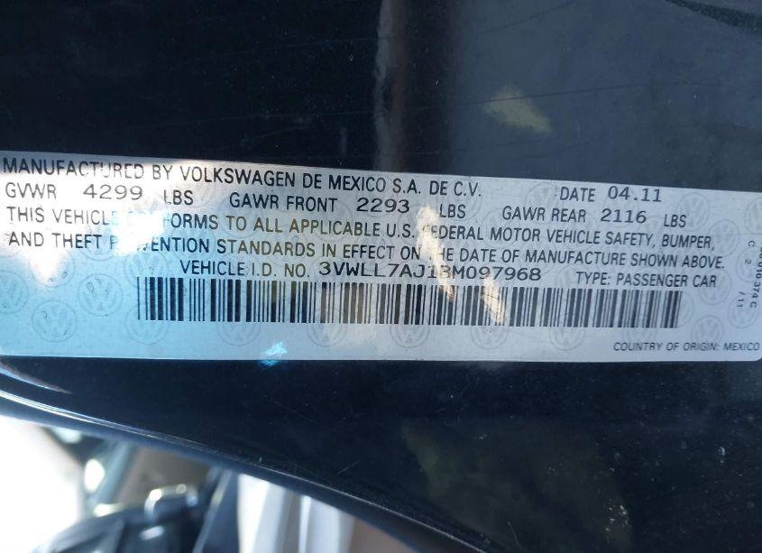 Photo 8 of 2011 Volkswagen Jetta 2.0L TDI (VIN 3VWLL7AJ1BM097968)