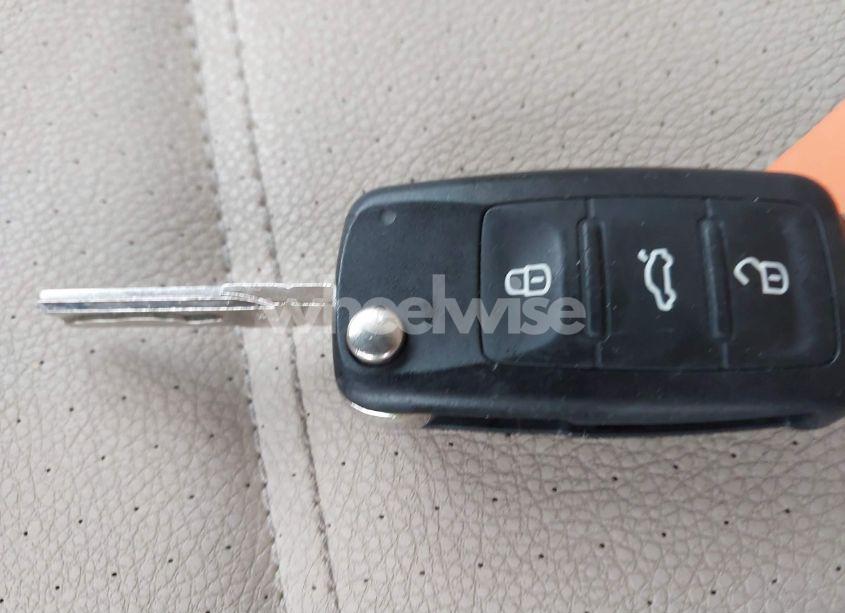 Photo 11 of 2012 Volkswagen Jetta 2.0L TDI (VIN 3VWLL7AJ1CM073025)