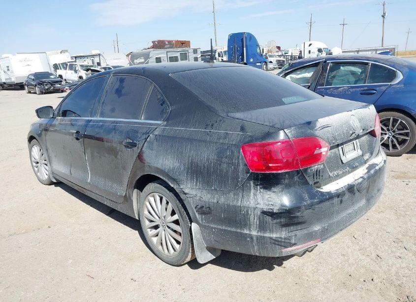 Photo 3 of 2014 Volkswagen Jetta 2.0L TDI (VIN 3VWLL7AJ1EM438046)