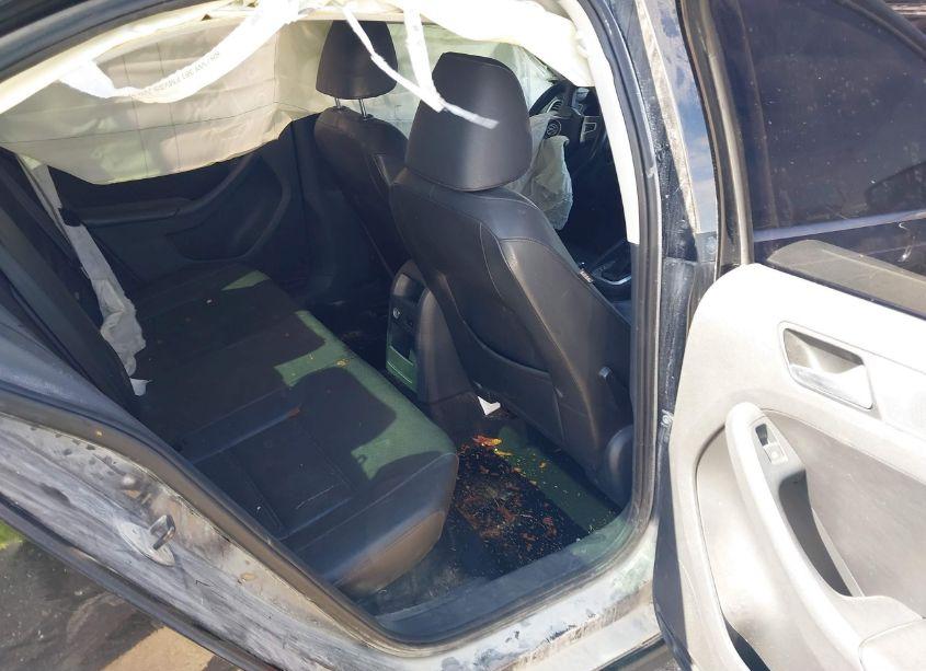 Photo 8 of 2014 Volkswagen Jetta 2.0L TDI (VIN 3VWLL7AJ1EM438046)