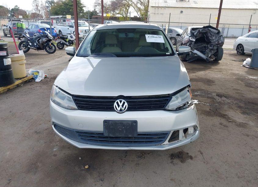 Photo 12 of 2012 Volkswagen Jetta 2.0L TDI (VIN 3VWLL7AJ2CM317037)