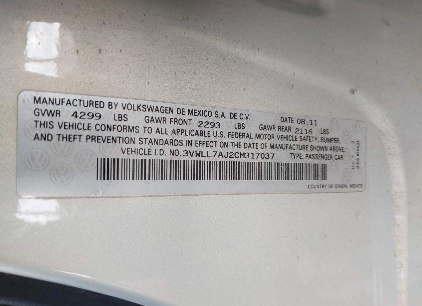Photo 9 of 2012 Volkswagen Jetta 2.0L TDI (VIN 3VWLL7AJ2CM317037)