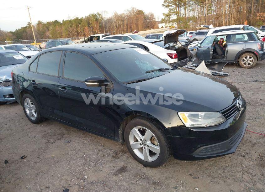 2012 Volkswagen Jetta 2.0L TDI (VIN 3VWLL7AJ2CM422838) main photo