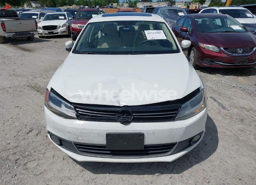 Photo 13 of 2013 Volkswagen Jetta 2.0L TDI (VIN 3VWLL7AJ2DM203802)