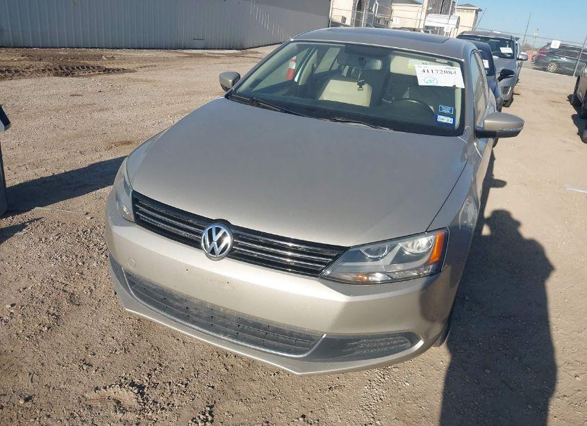 Photo 6 of 2013 Volkswagen Jetta 2.0L TDI (VIN 3VWLL7AJ2DM234418)