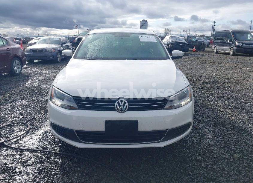 Photo 12 of 2013 Volkswagen Jetta 2.0L TDI (VIN 3VWLL7AJ2DM425448)