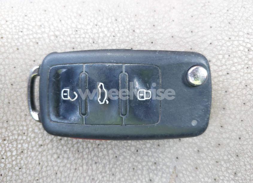 Photo 11 of 2012 Volkswagen Jetta 2.0L TDI (VIN 3VWLL7AJ3CM469621)