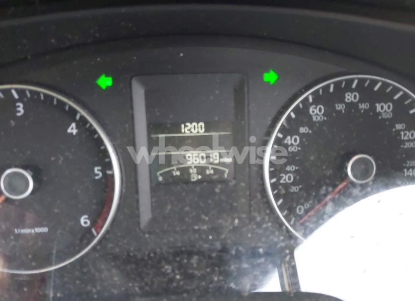 Photo 7 of 2013 Volkswagen Jetta 2.0L TDI (VIN 3VWLL7AJ3DM351781)