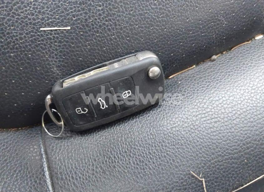 Photo 11 of 2013 Volkswagen Jetta 2.0L TDI (VIN 3VWLL7AJ3DM375157)