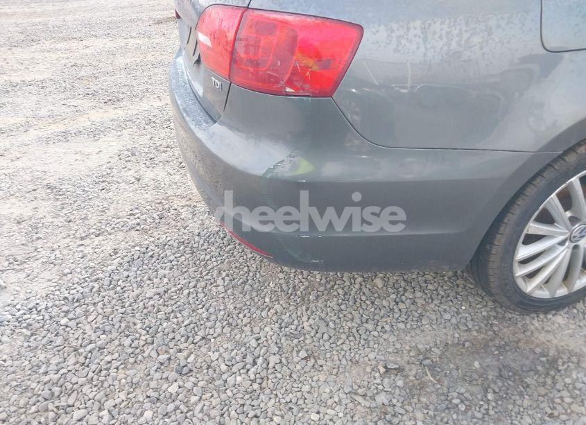 Photo 12 of 2013 Volkswagen Jetta 2.0L TDI (VIN 3VWLL7AJ3DM375157)