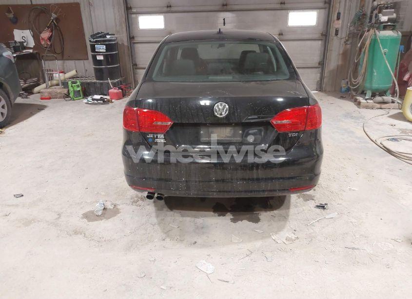 Photo 16 of 2013 Volkswagen Jetta 2.0L TDI (VIN 3VWLL7AJ3DM387003)