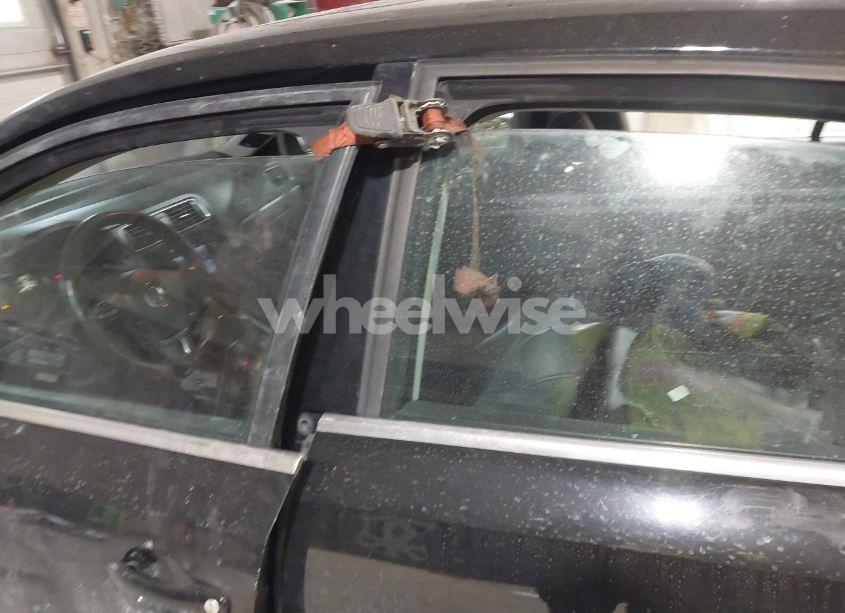 Photo 6 of 2013 Volkswagen Jetta 2.0L TDI (VIN 3VWLL7AJ3DM387003)