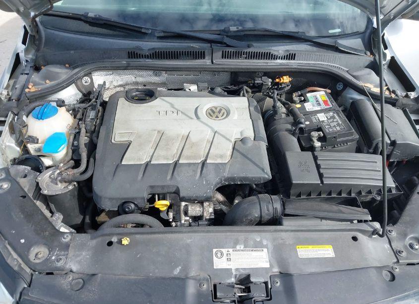 Photo 10 of 2014 Volkswagen Jetta 2.0L TDI VALUE EDITION (VIN 3VWLL7AJ3EM304882)