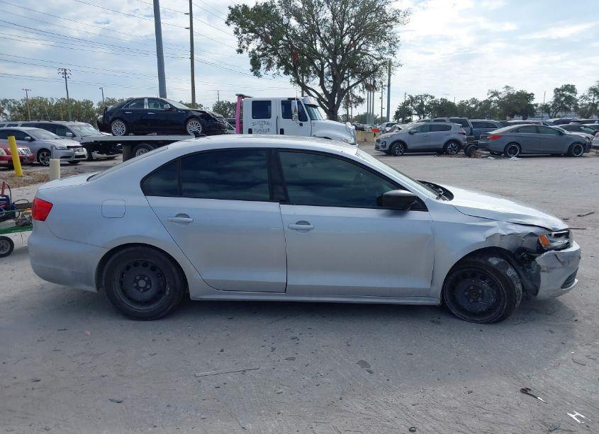 Photo 13 of 2014 Volkswagen Jetta 2.0L TDI VALUE EDITION (VIN 3VWLL7AJ3EM304882)