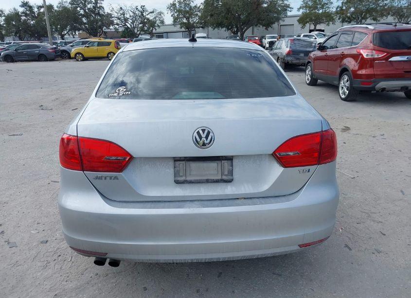 Photo 16 of 2014 Volkswagen Jetta 2.0L TDI VALUE EDITION (VIN 3VWLL7AJ3EM304882)