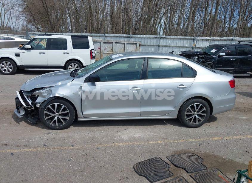 Photo 14 of 2014 Volkswagen Jetta 2.0L TDI VALUE EDITION (VIN 3VWLL7AJ3EM332617)