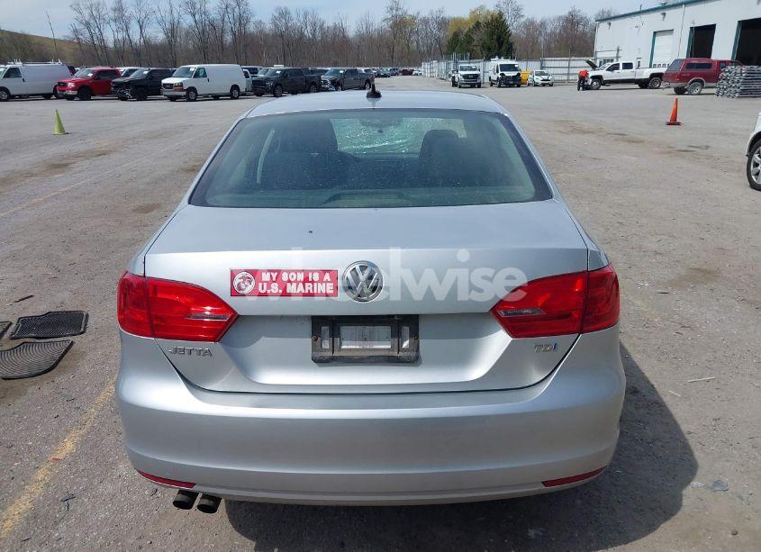 Photo 16 of 2014 Volkswagen Jetta 2.0L TDI VALUE EDITION (VIN 3VWLL7AJ3EM332617)