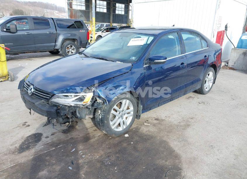 Photo 2 of 2014 Volkswagen Jetta 2.0L TDI (VIN 3VWLL7AJ3EM378397)