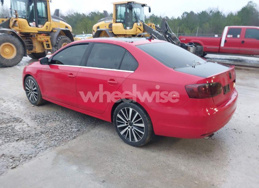 Photo 3 of 2014 Volkswagen Jetta 2.0L TDI (VIN 3VWLL7AJ3EM394597)