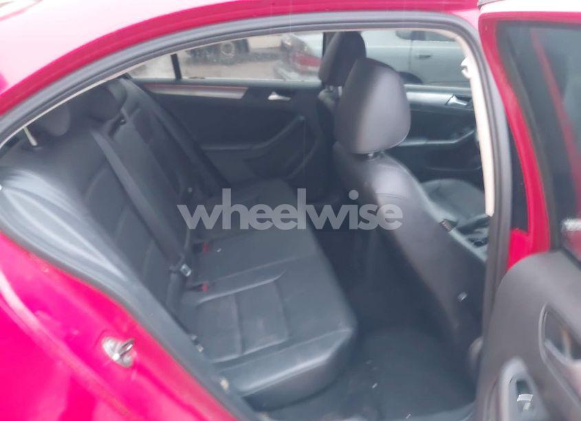 Photo 8 of 2014 Volkswagen Jetta 2.0L TDI (VIN 3VWLL7AJ3EM394597)