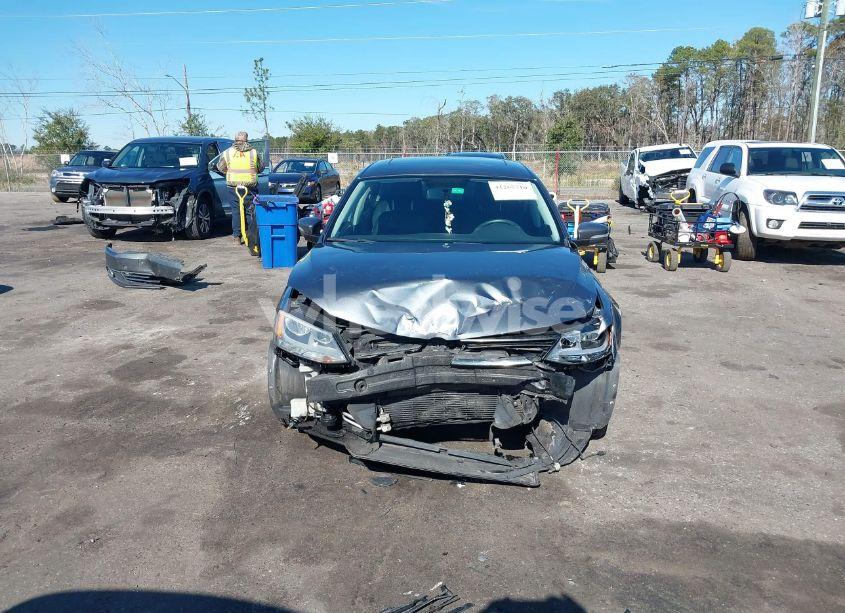 Photo 13 of 2012 Volkswagen Jetta 2.0L TDI (VIN 3VWLL7AJ4CM025566)