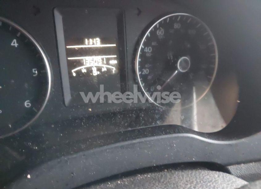 Photo 7 of 2012 Volkswagen Jetta 2.0L TDI (VIN 3VWLL7AJ4CM415535)