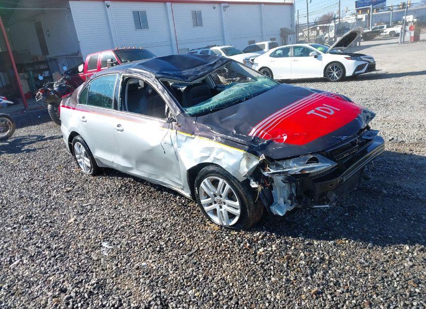 2012 Volkswagen Jetta TDI (VIN 3VWLL7AJ4CM416247) main photo