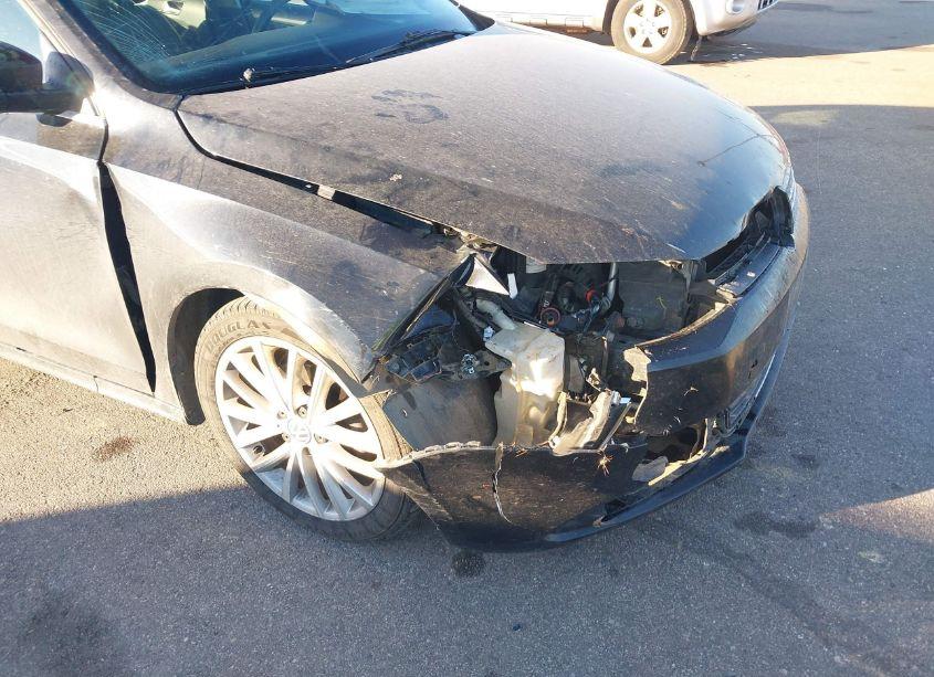 Photo 6 of 2013 Volkswagen Jetta 2.0L TDI (VIN 3VWLL7AJ4DM441473)